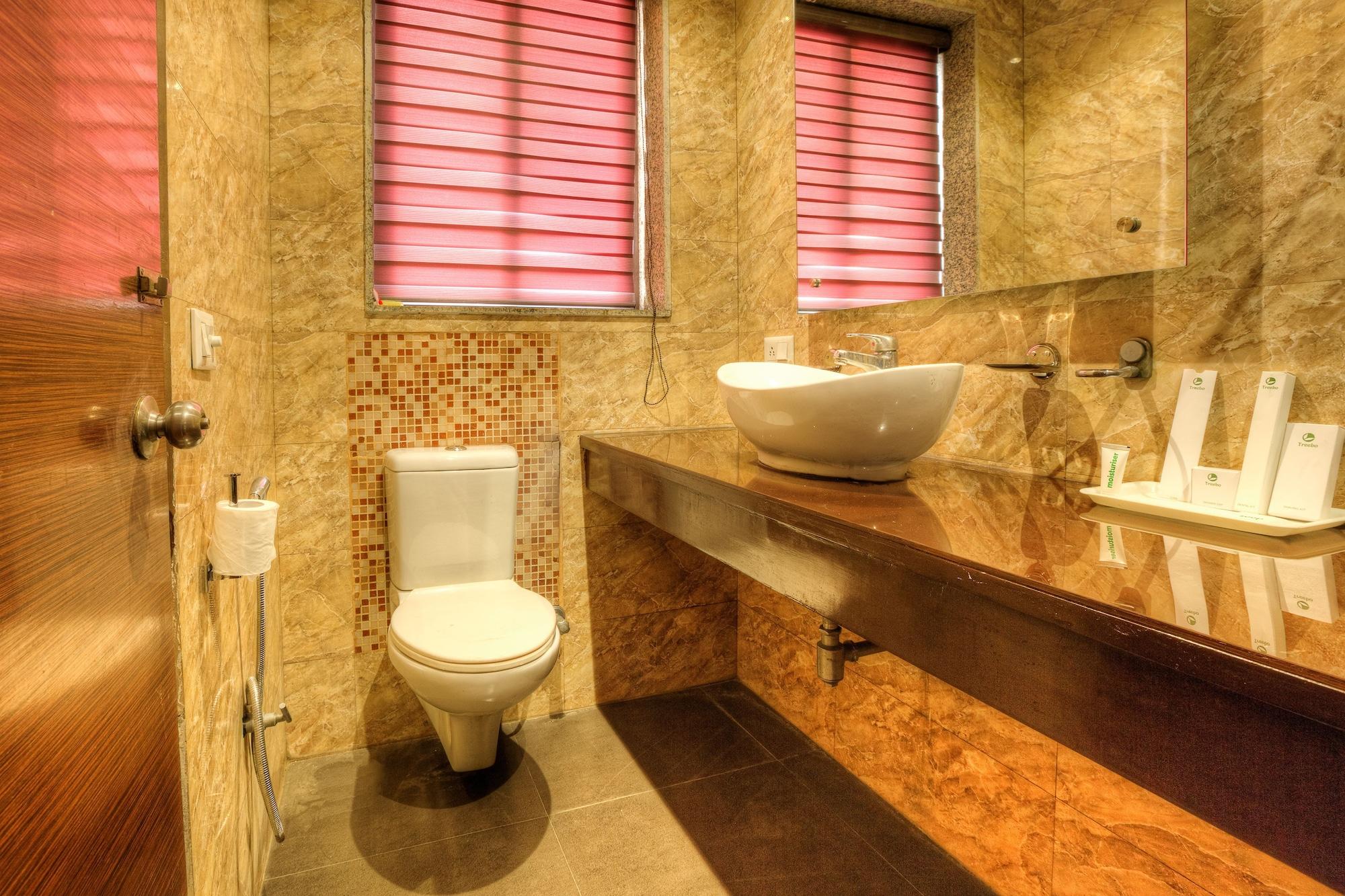 Treebo White Castle, Gurgaon Hotel Ngoại thất bức ảnh