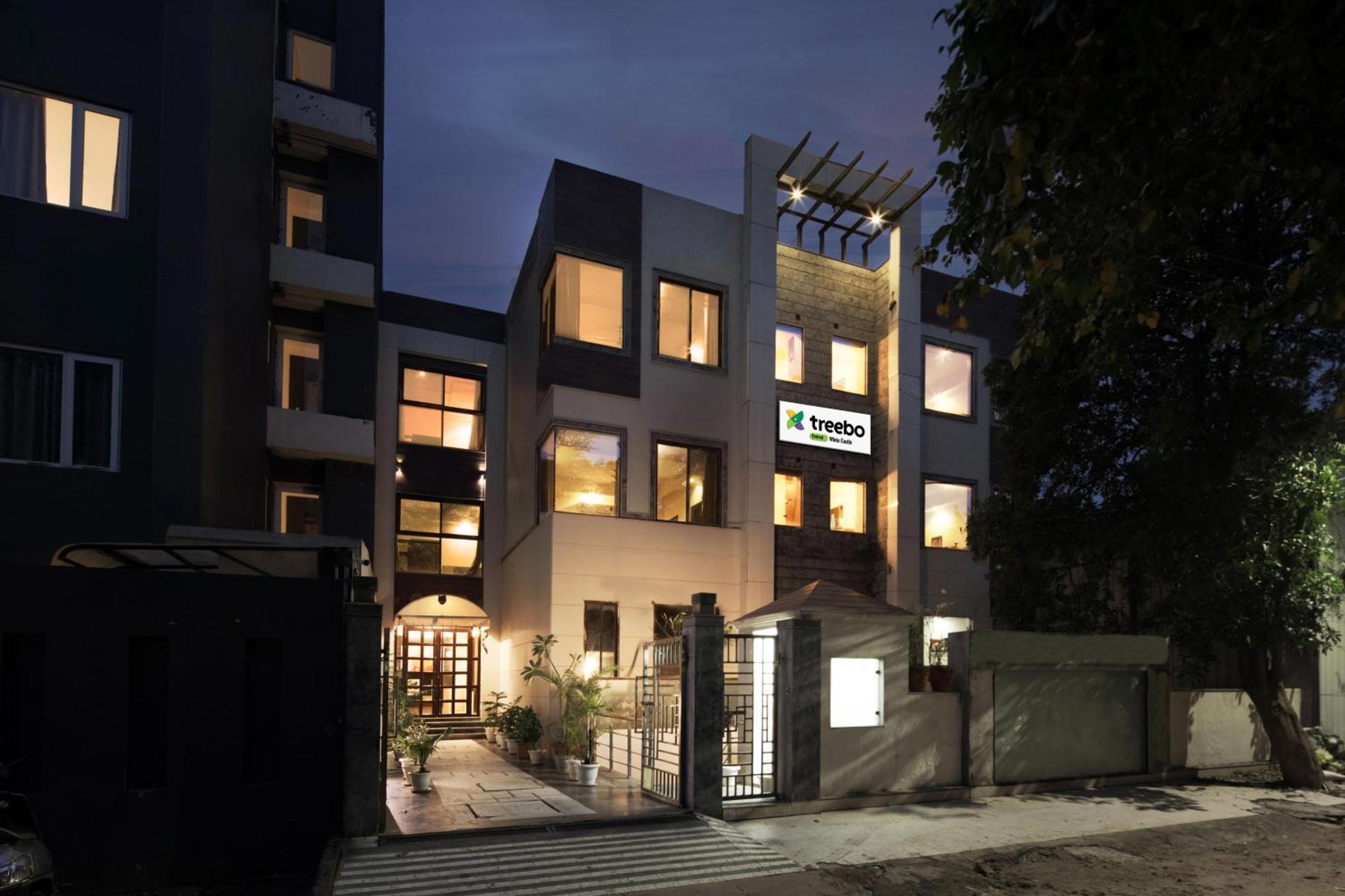 Treebo White Castle, Gurgaon Hotel Ngoại thất bức ảnh