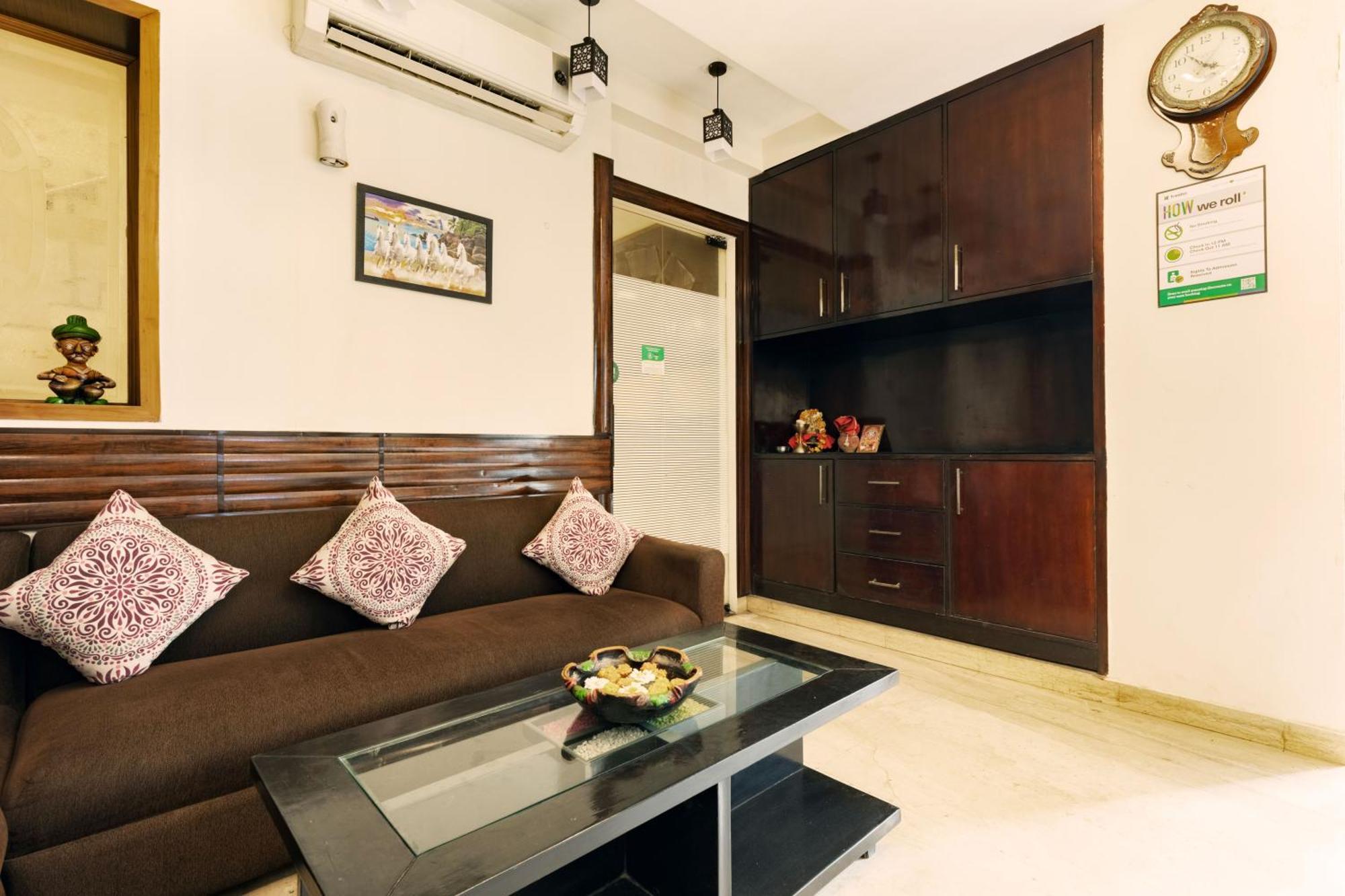 Treebo White Castle, Gurgaon Hotel Ngoại thất bức ảnh